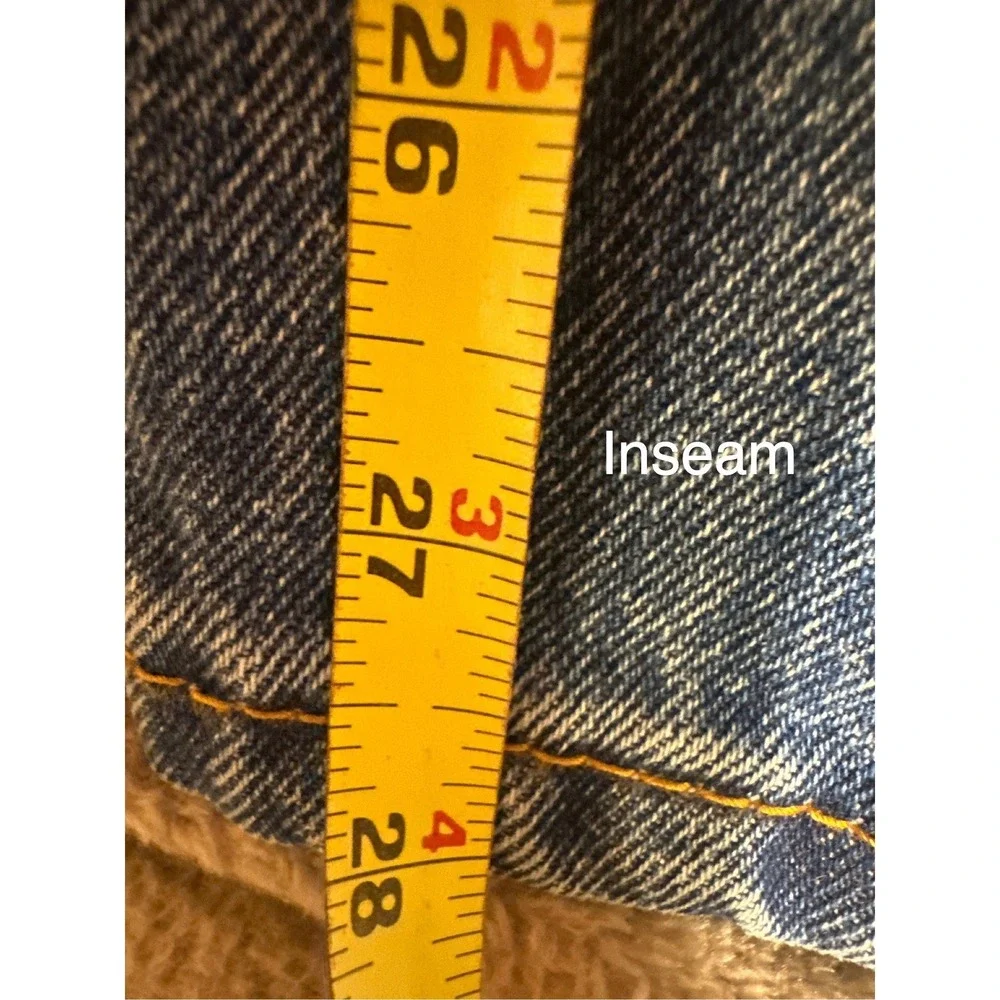 NWT Levi's 505 Regular Fit Jeans Mens 36x30 Medium Wash Straight Leg Denim